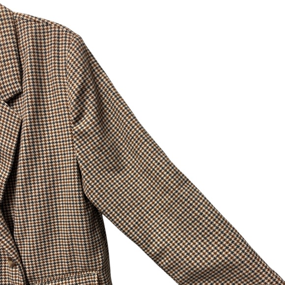 Old Navy | Women's Tan Houndstooth Blazer - Picture 3 of 7
